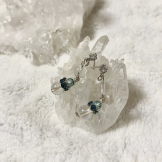 天然石ピアス　クリスタル